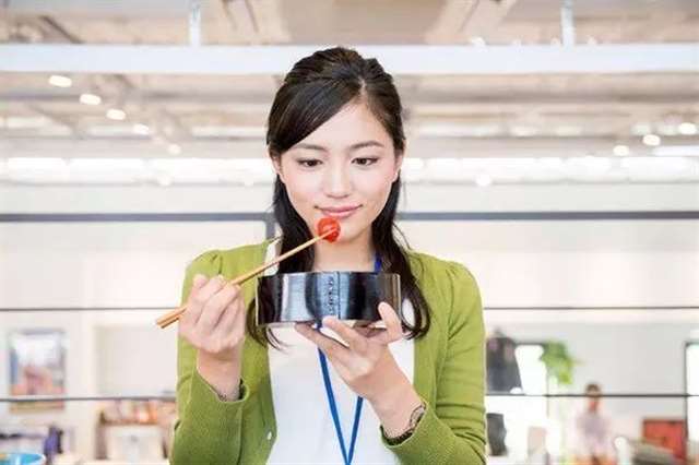 清纯到透明 川口春奈