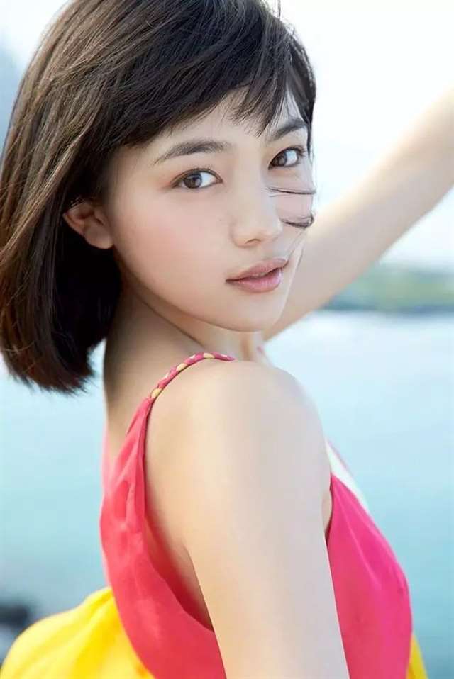 清纯到透明 川口春奈