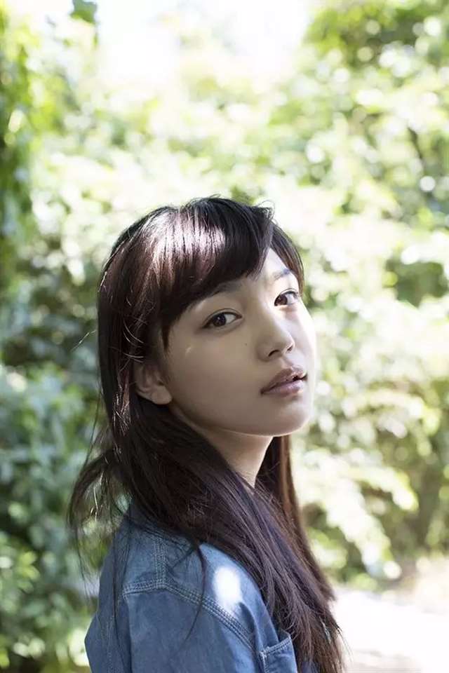 清纯到透明 川口春奈