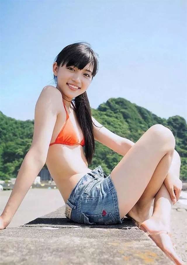 清纯到透明 川口春奈