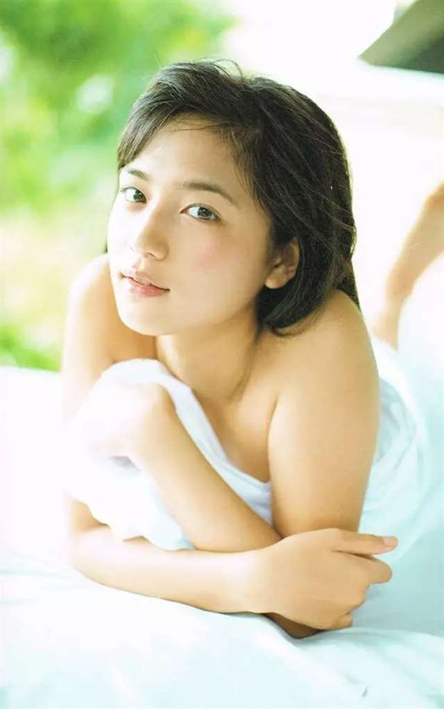 清纯到透明 川口春奈