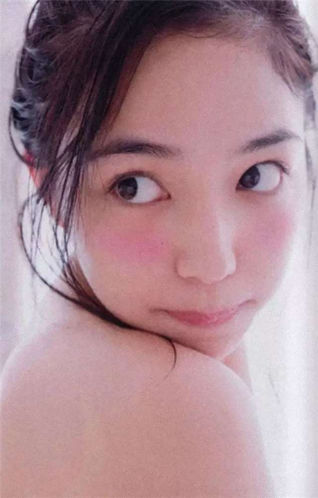 清纯到透明 川口春奈