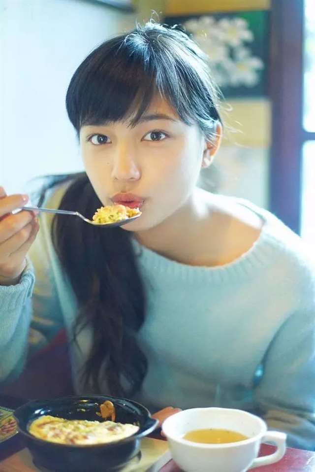 清纯到透明 川口春奈