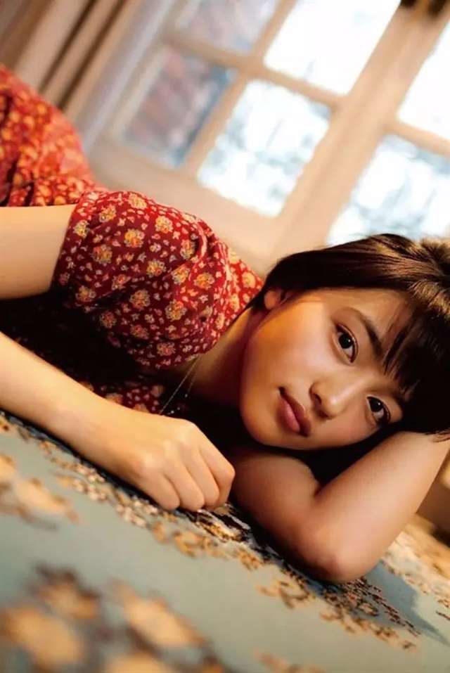 清纯到透明 川口春奈