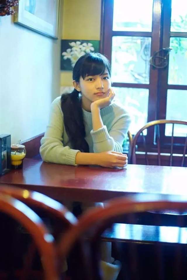 清纯到透明 川口春奈