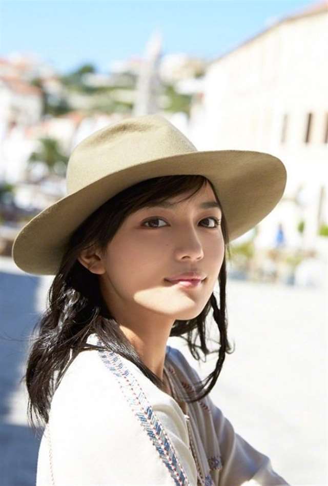  川口春奈 写真集