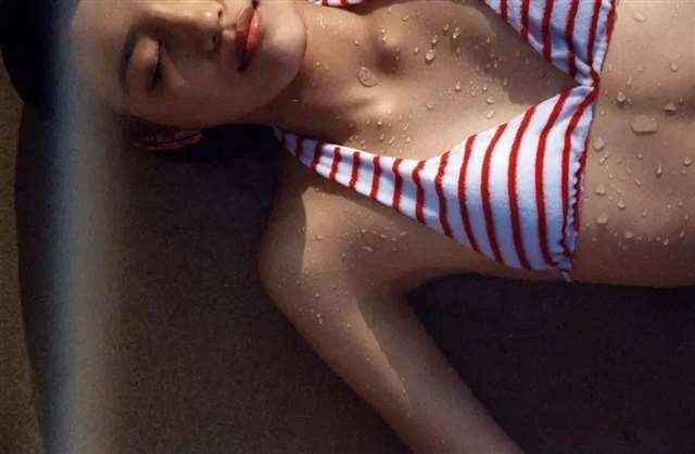  川口春奈 写真集