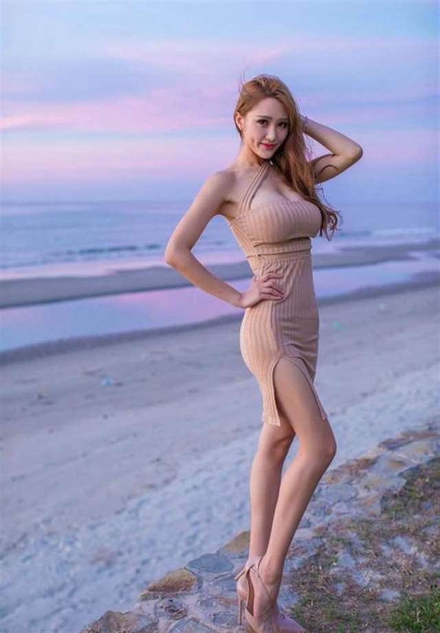 春节贺岁人体摄影网站艺术写真图片 