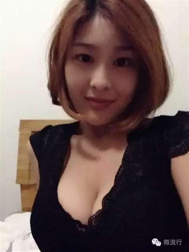 闫盼盼生活照大放送