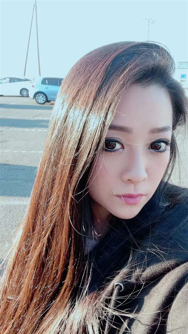 动作片明星:小向美奈子!