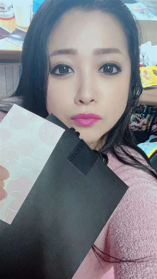 动作片明星:小向美奈子!