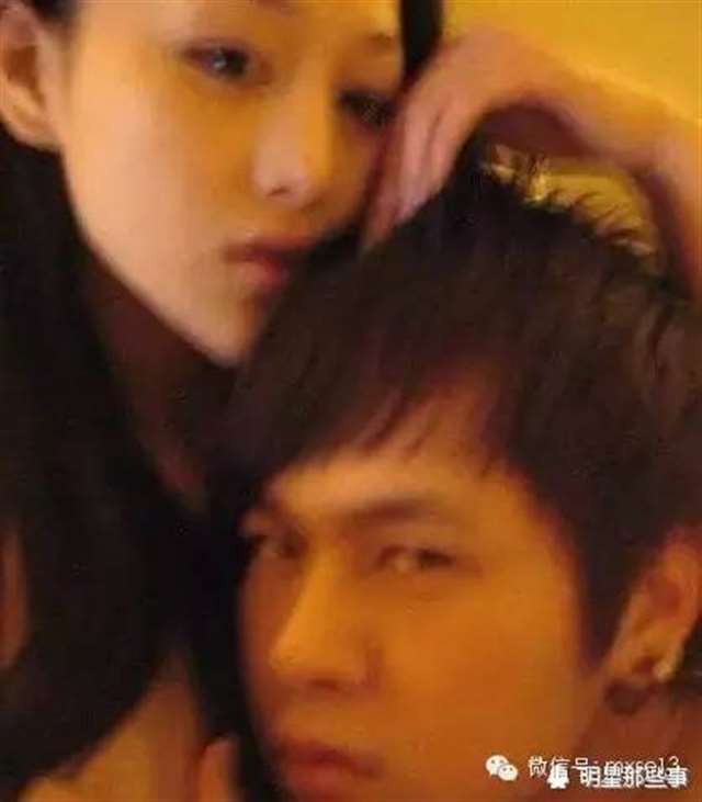 娱乐圈里被前任坑惨了还曝艳照的10大女星