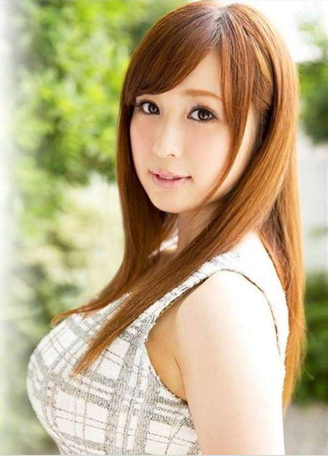 母女共演一起出道的女优？