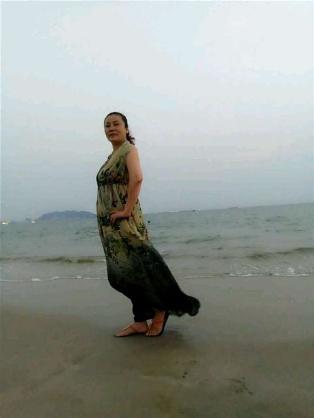 我和一个e族熟女真实的故事