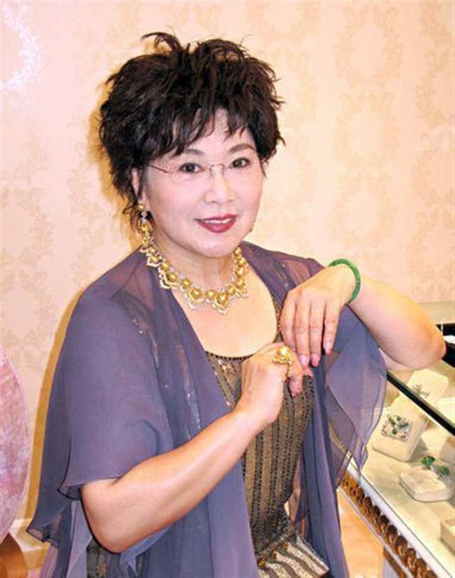 中国30-60岁的老女人,却是日欧国宝女性,中国式审美