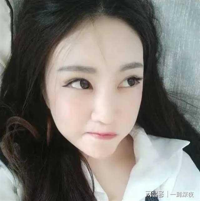 年轻美少妇爱上民工:激情燃烧的岁月