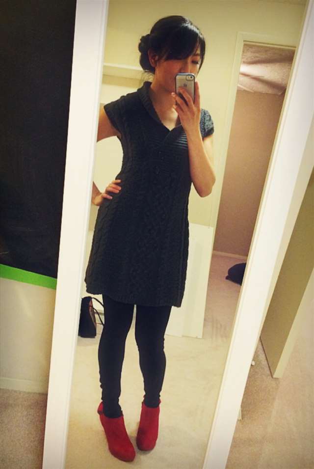 洁白的肌肤粉嫩的乳头看著就想摸的肉奶头(露脸)[22p]