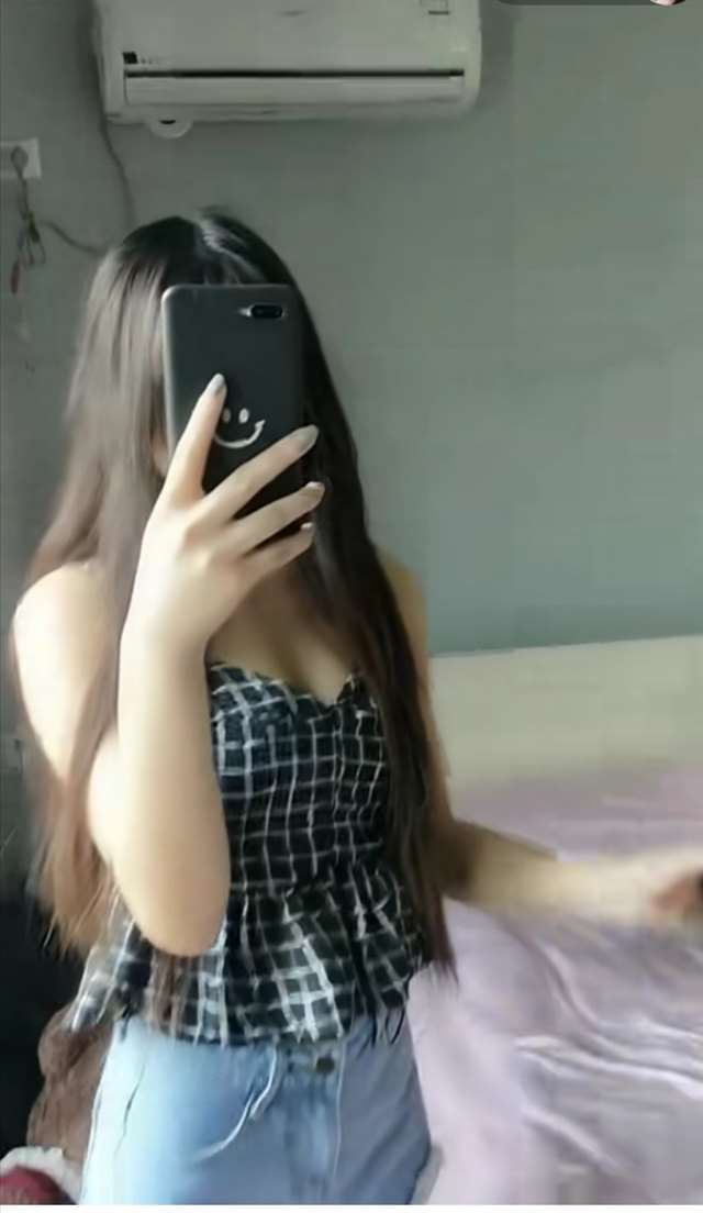 知道女生拍照都不喜欢露脸吗?