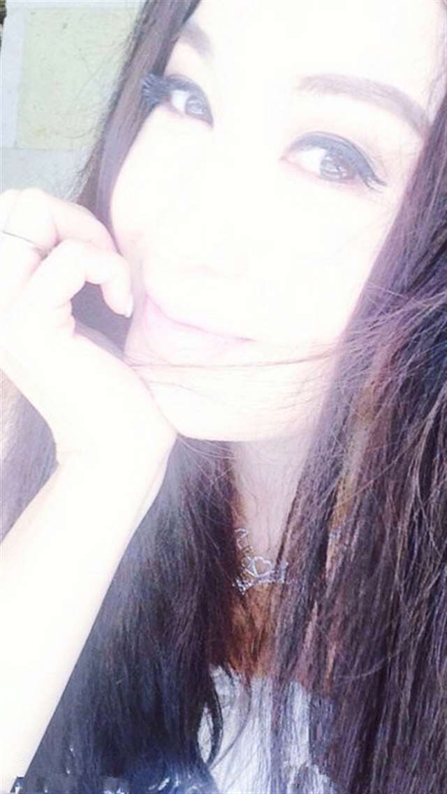 温碧霞妩媚自拍(7 /7张)