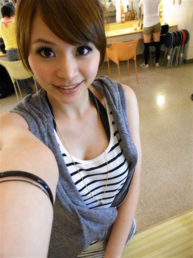 [贴图]【大学生了没】小ㄅ---[18p]