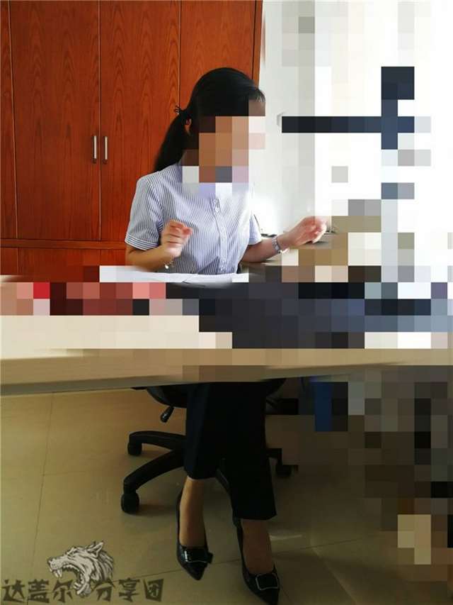 月底为了业绩,也是够拼命【18p】         96年小情人,帮她还了网贷