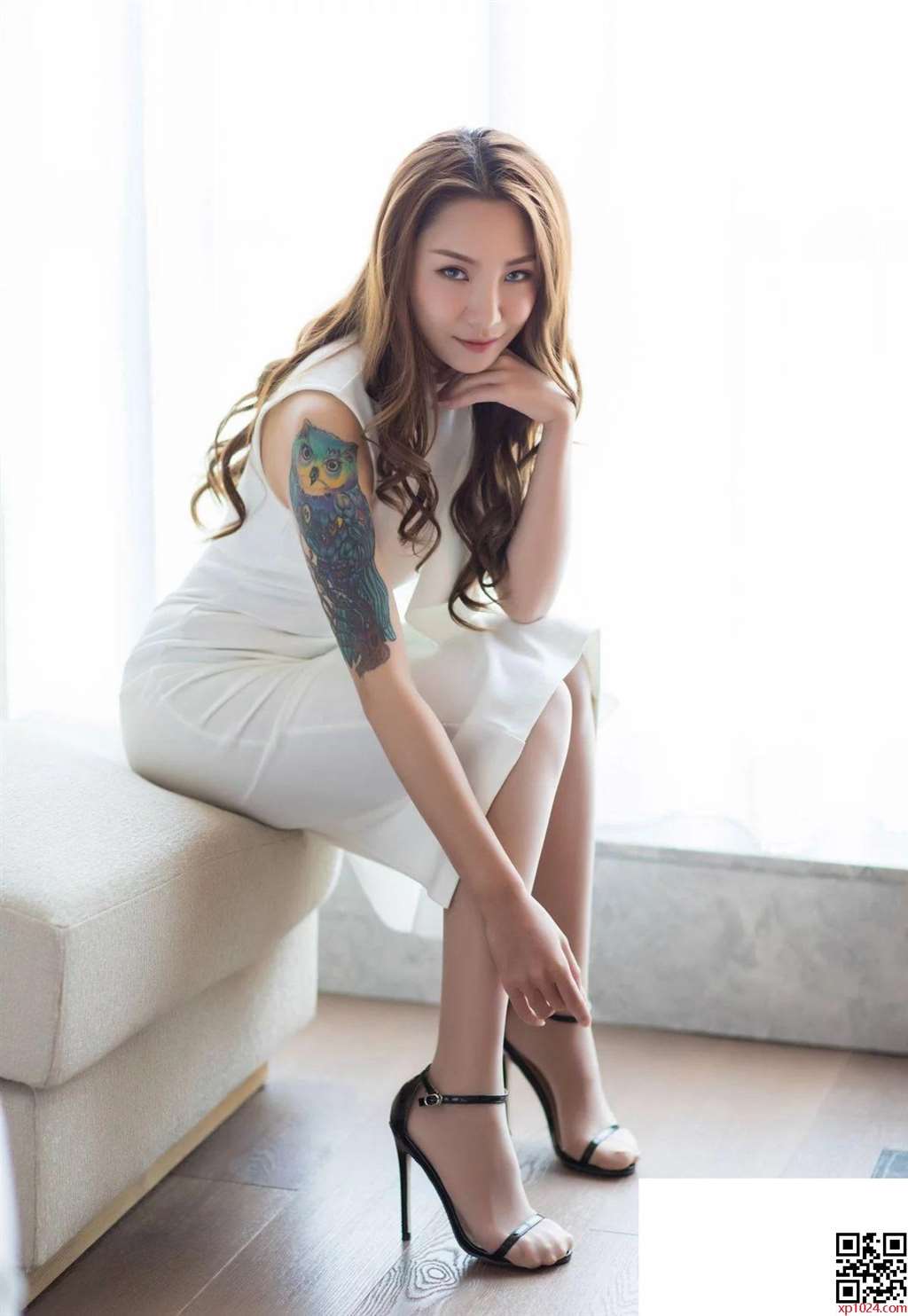 猫头鹰纹身的美少妇【27p】