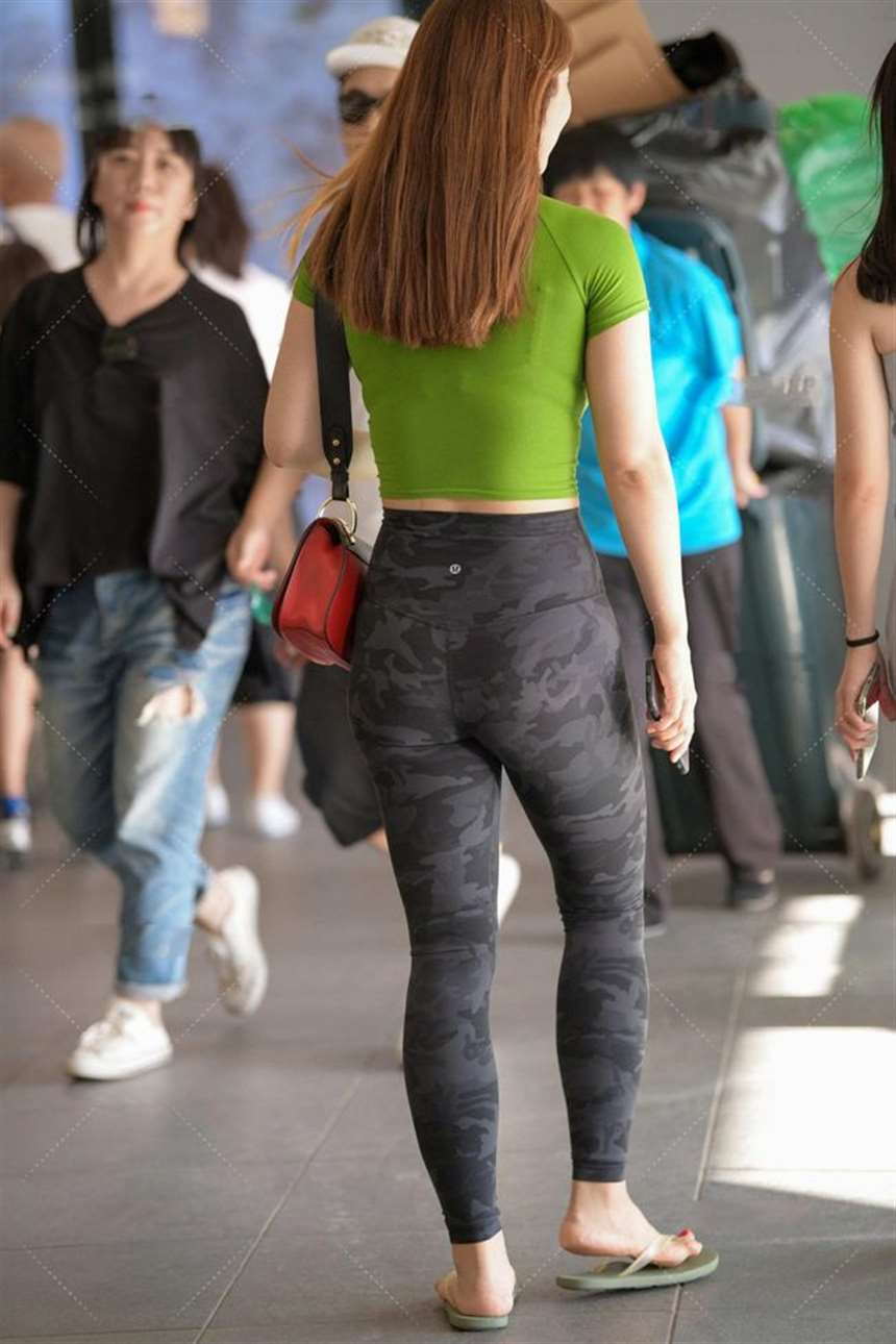 性感微胖的少妇丰满妩媚太有魅力了充满了力量感