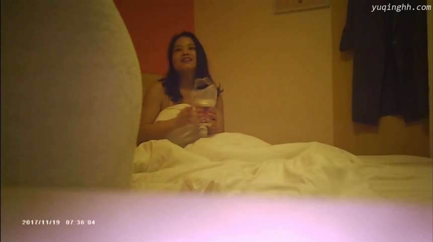 91第一猛男佛爷约炮离异d奶娇小气质少妇2搞了她9次高潮要吃蛋补补