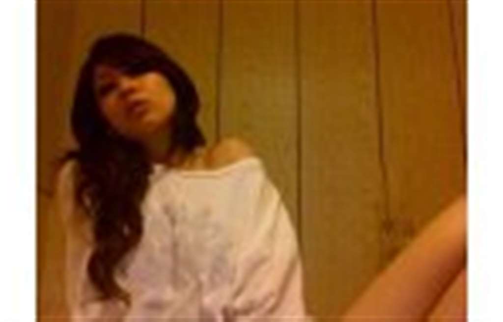 台湾性感美女刘莎莎深陷自慰艳照门