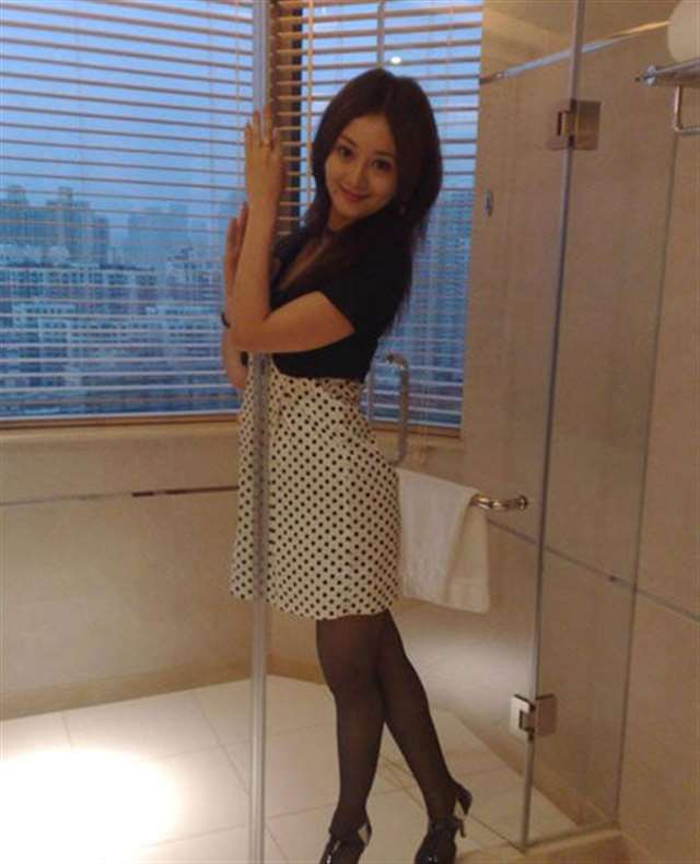 附生活照 与gateway本邂逅的传媒美女