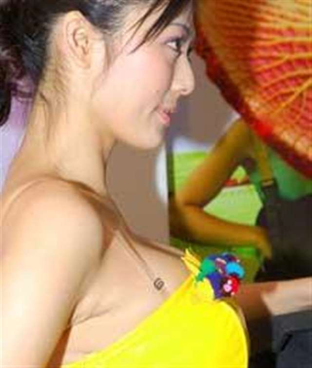 资讯:广州 惊现37f超巨乳陈馨婷