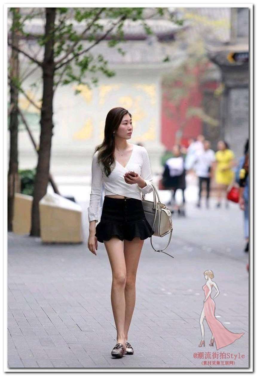 丰满有肉的少妇荷叶裙秀出完美身材,颜值不重要了