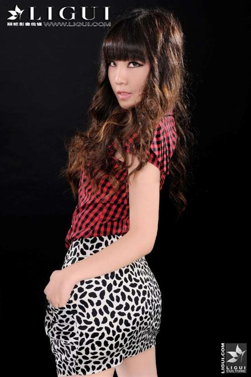 肉丝的诱惑上[17p] - 亚洲成在人线免费视频_国产亚洲