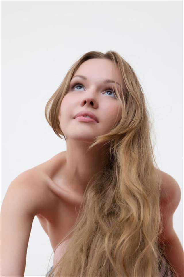 我还能说什么好呢,她的每一寸肌肤都是如此完美,[21p]