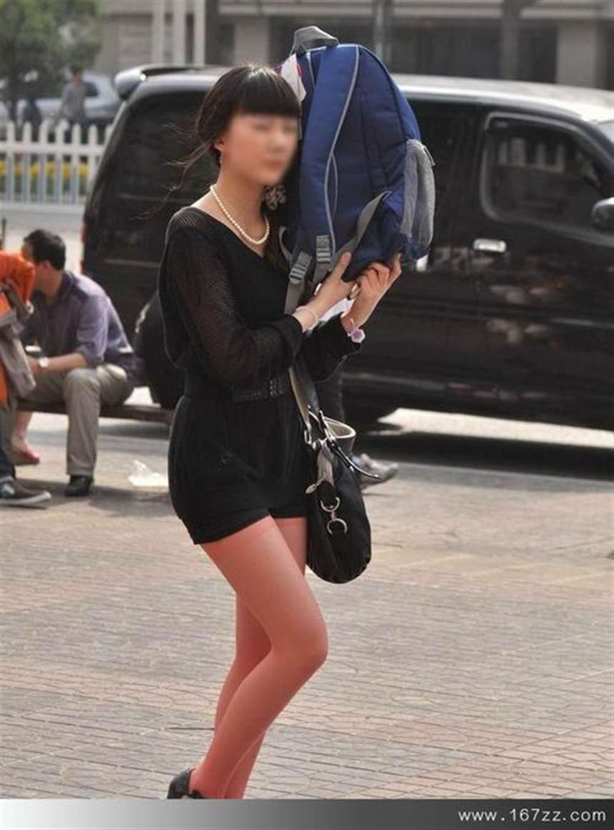 纯纯的良家少妇,真正鲜奶系美女,得壹亲芳泽此生无憾[11p 预览3p]