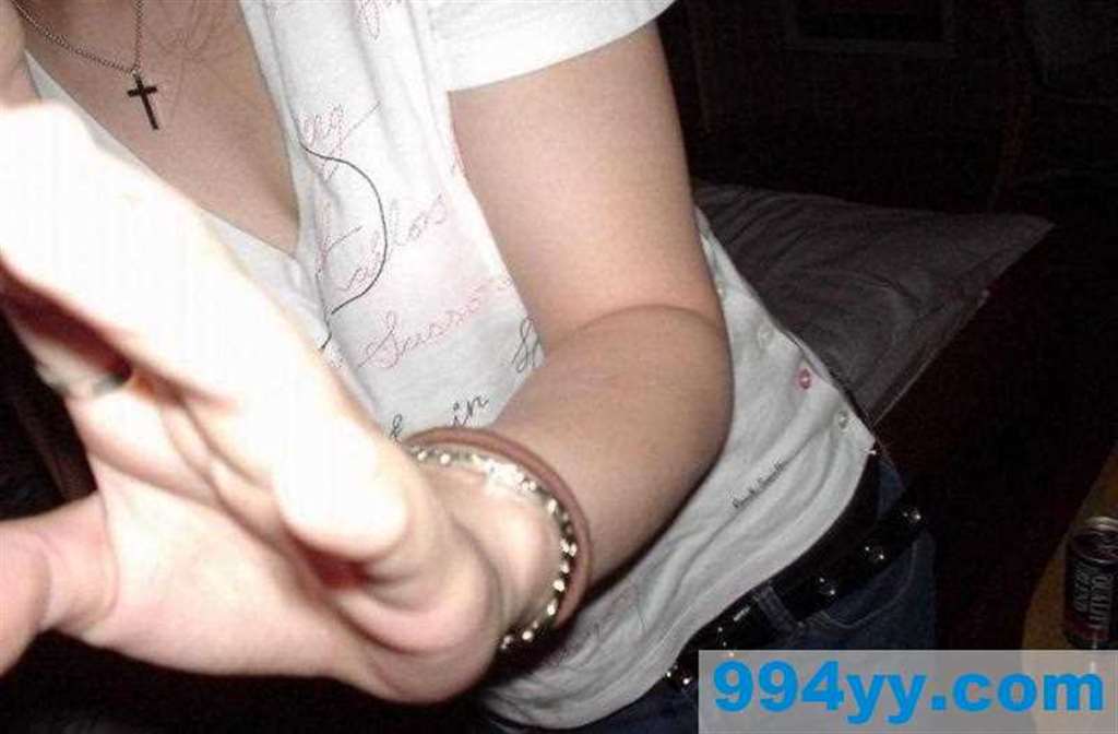 03-25多毛肥美的小妇人[16p]