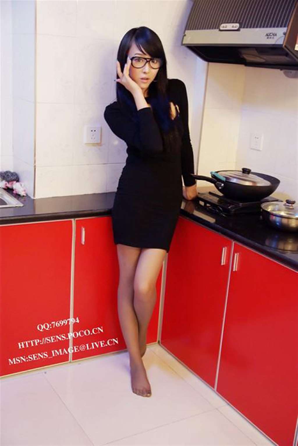 性感模特之女教师诱惑写真(11)