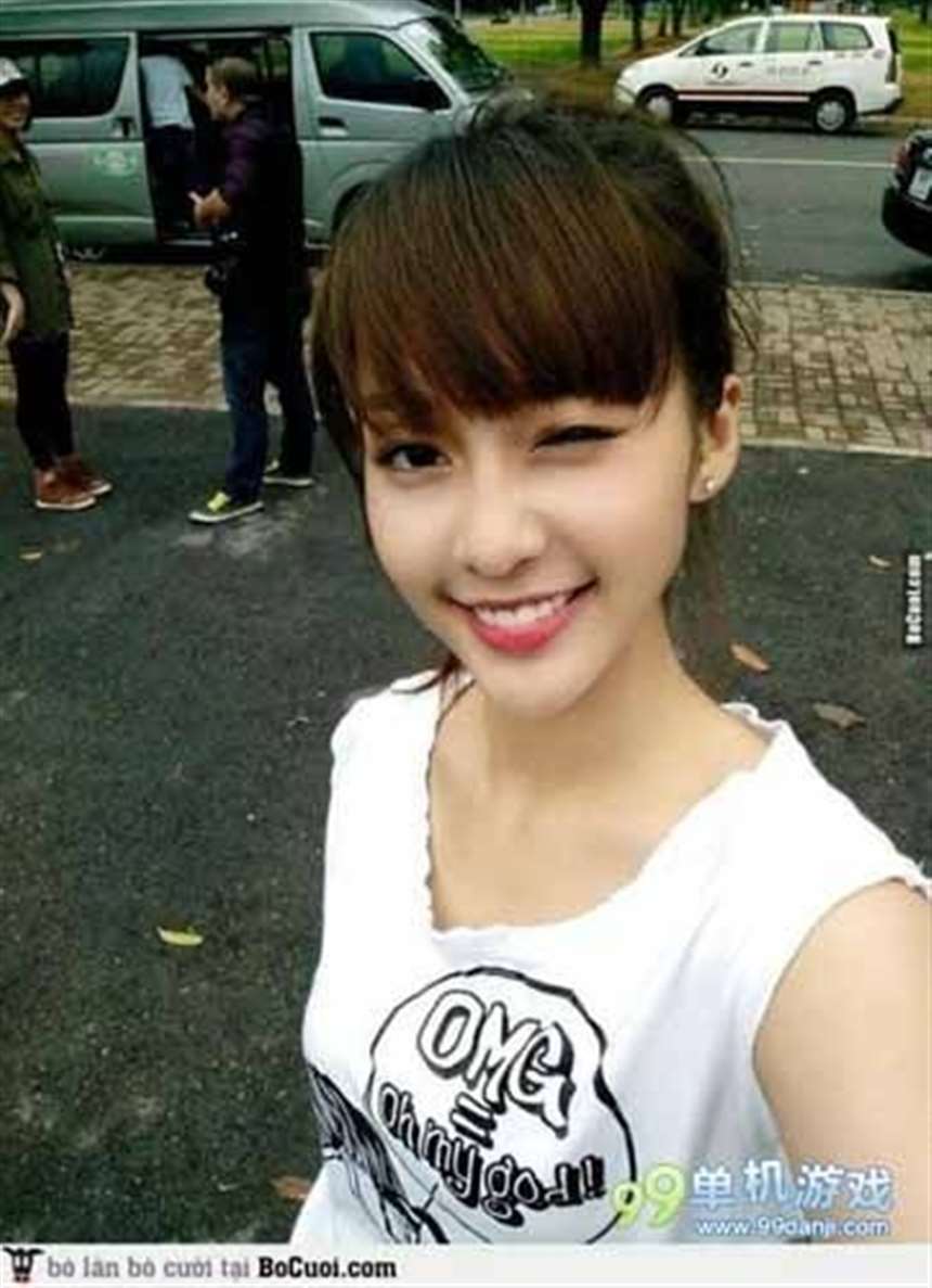 健身少女引发网友热议,你能看出她只有24岁吗? 巨乳翘臀简直完美