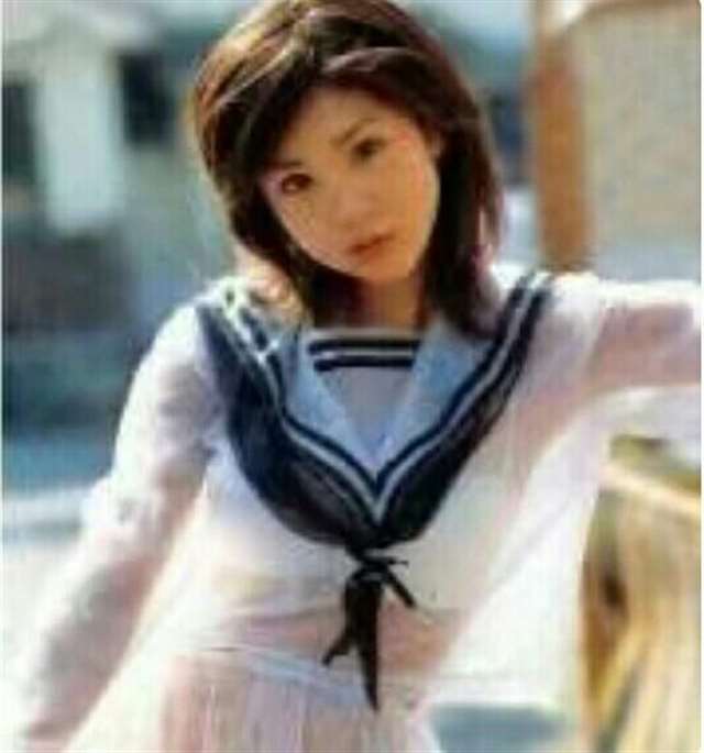 学校发半透明校服能看清内衣,日本校服告诉你这才叫透明