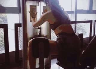 看这个中国女孩!