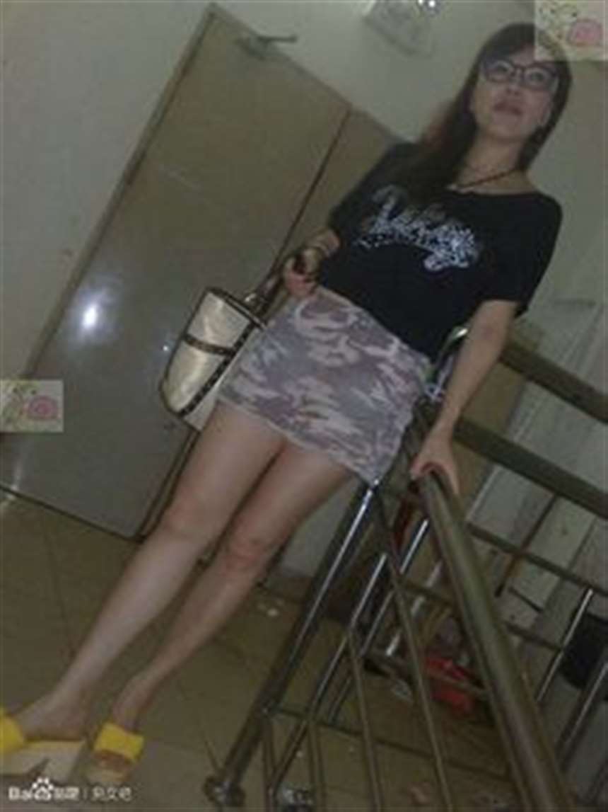 佛挡杀佛110采集到美女熟女少妇丝袜