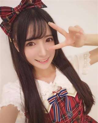 超治愈系coser奶果酱!