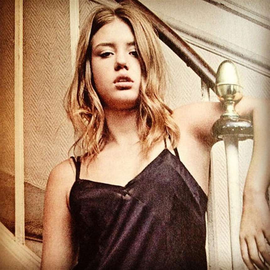 阿黛尔·艾克阿切波洛斯adele exarchopoulos,1993年11月22日出生于