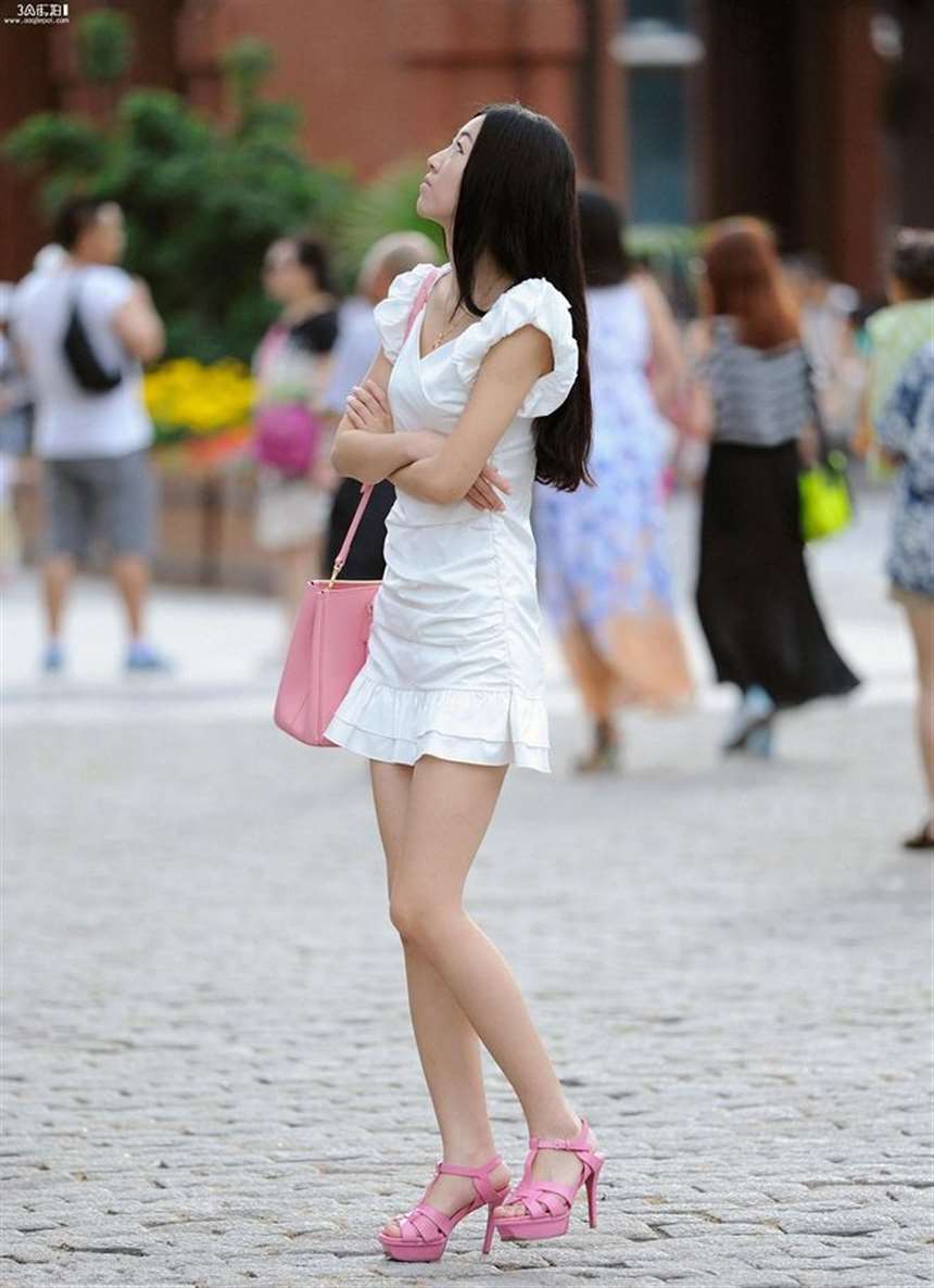 修长美腿 短裙凉高-3a街拍论坛-国内最具人气,最真实的街拍社区!