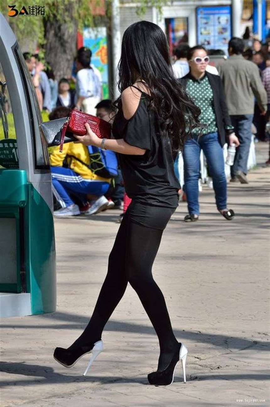 极品黑丝美女-3a街拍论坛-街拍爱好者之家!