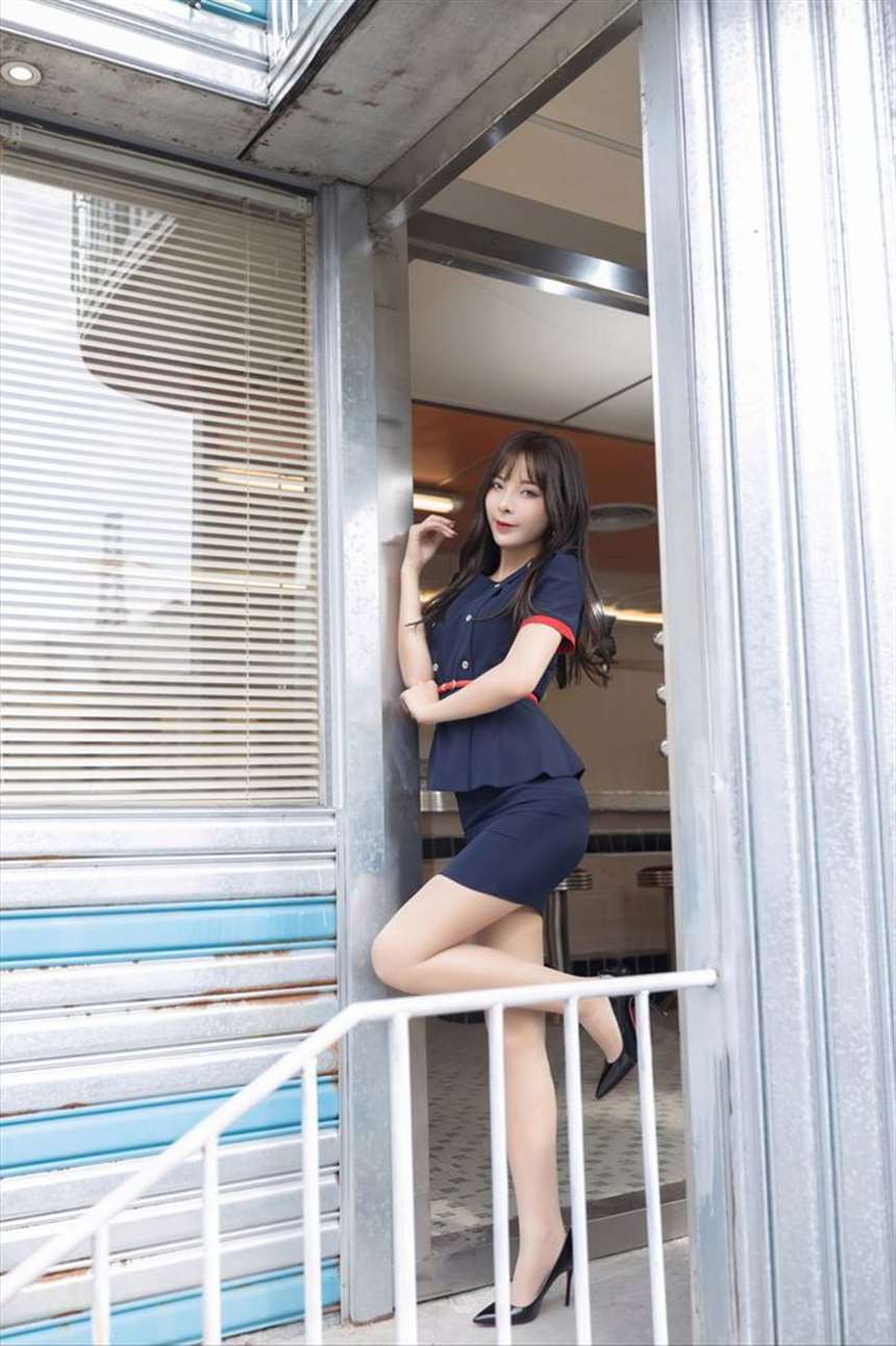 全球美人谱第五十九期:国模来袭「陈小喵aurora」