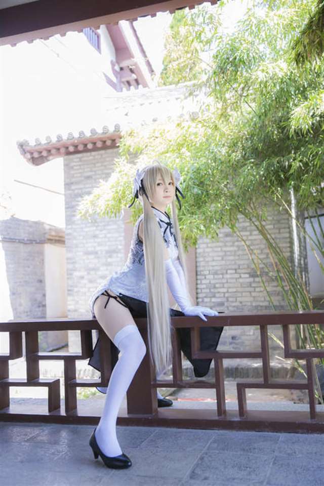 美脚美女图白丝 我是世界第一等