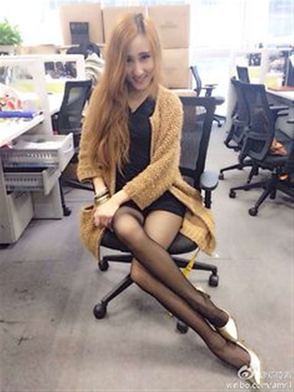 [丝间舞] vip no.426 黑色丝袜性感舞娘 - 丝袜模特