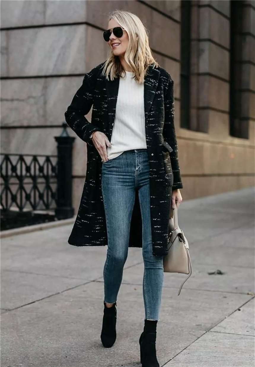 女人穿大衣出门尽量别配这3种内搭尤其第1种不耐看又不耐穿