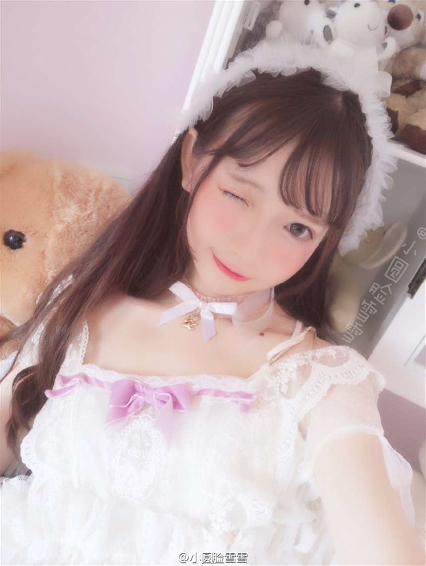 小圆脸雪雪 微博名人 知名coser 人.